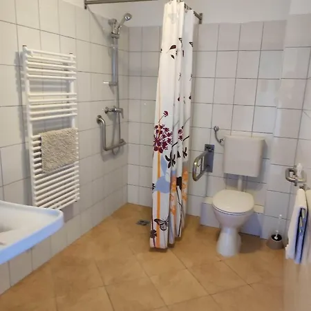 לינה וארוחת בוקר Hollo Es Barany Vendeghaz Herend