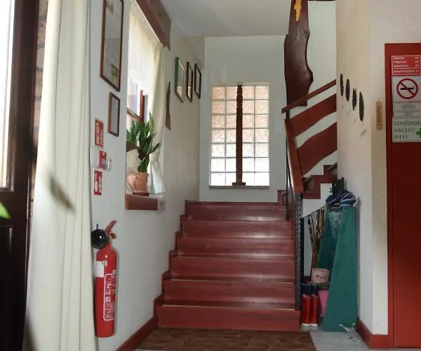 Hollo Es Barany Vendeghaz Bed & Breakfast