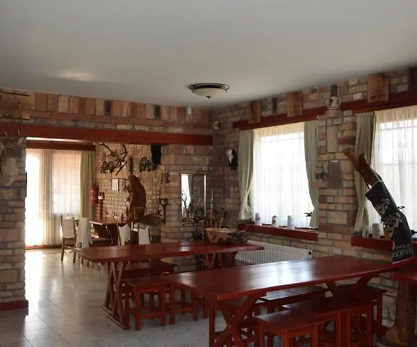 Hollo Es Barany Vendeghaz 3*