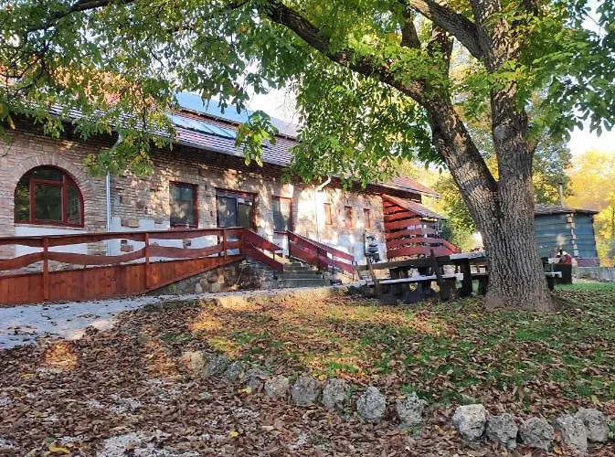 Bed & Breakfast Hollo Es Barany Vendeghaz 3*