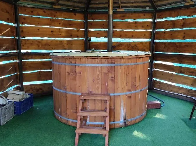 לינה וארוחת בוקר Hollo Es Barany Vendeghaz 3*